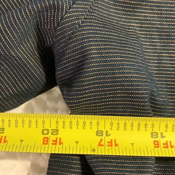 JB HOLT, long sleeve dress shirt, athletic fit, 100%cotton, great like new - Picture 12 of 12
